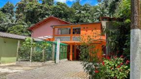 Excelente Casa com varanda, jardim e Wi-fi